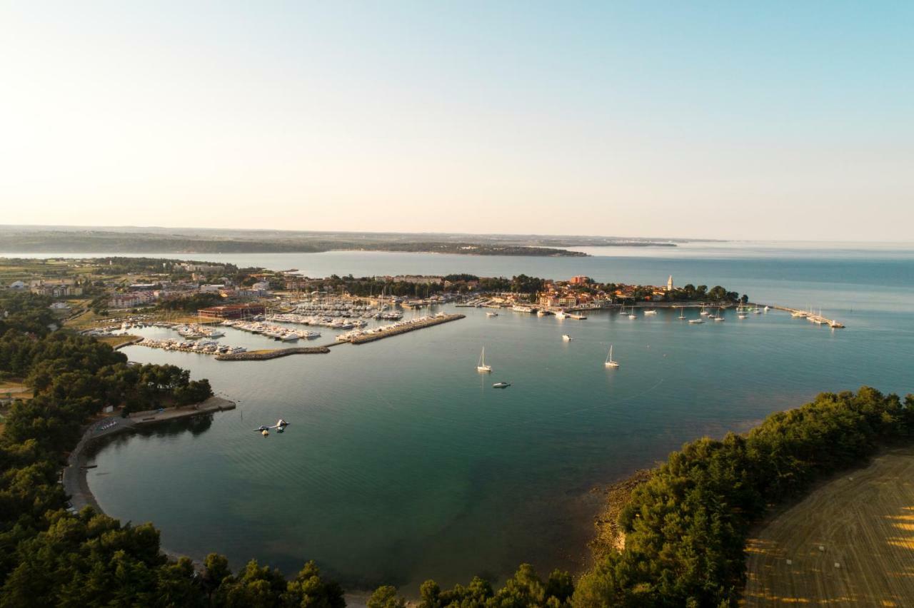 Casa Flora 3-Minutes' Walk From The Beach Novigrad  Екстер'єр фото