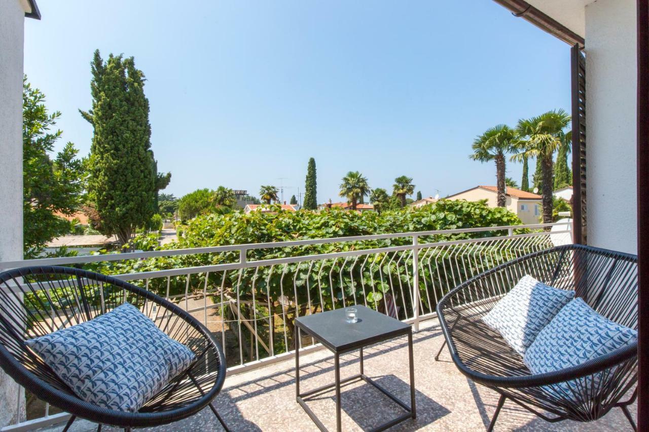 Casa Flora 3-Minutes' Walk From The Beach Novigrad  Екстер'єр фото